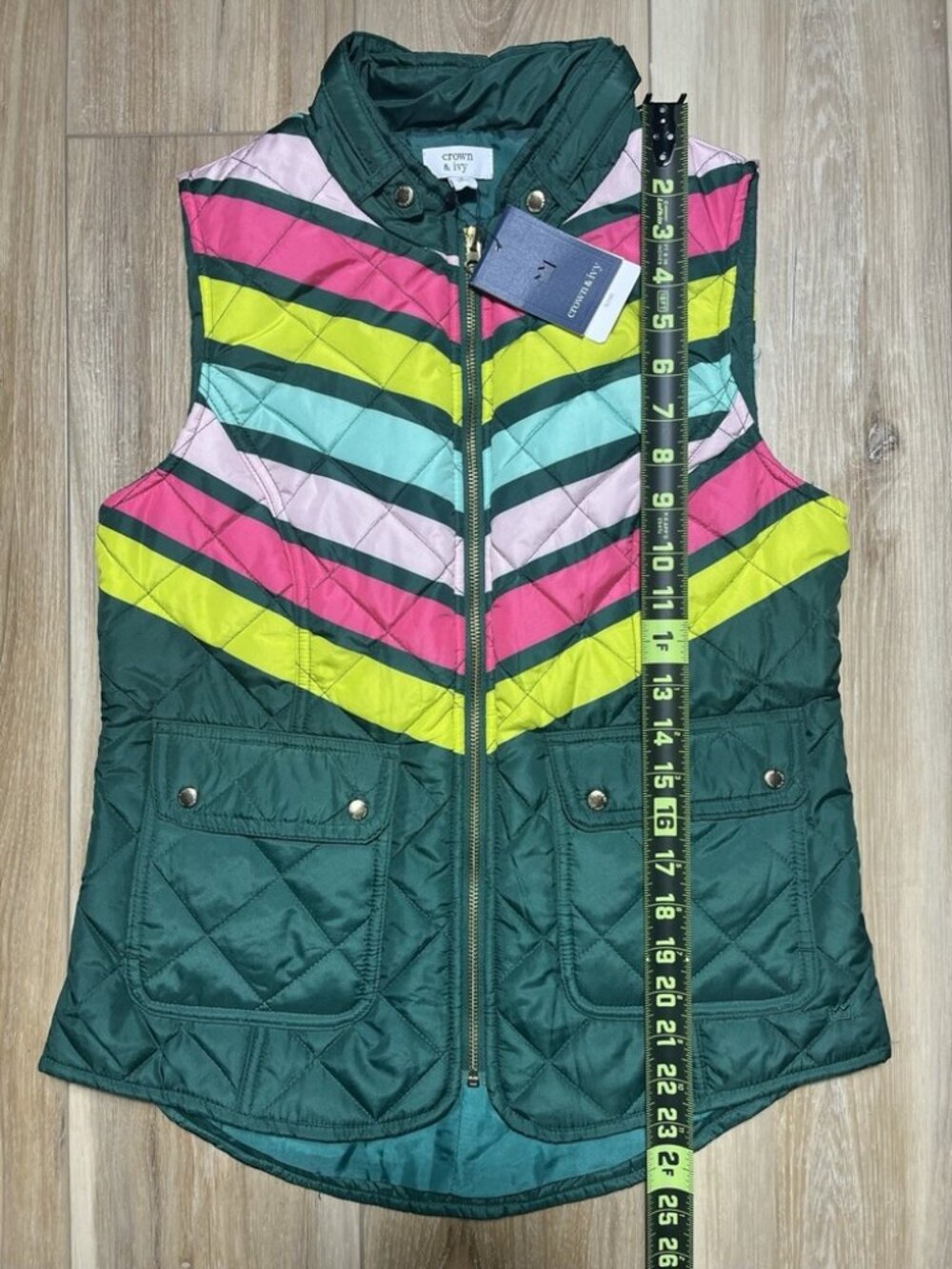 NWT Crown & Ivy Green Striped Quilted Puffer Vest - Women Size Small - Picture 9 of 9